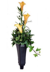 Vase funéraire en plastique avec vis de fixation