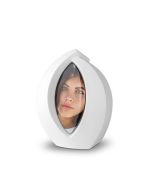 Mini urne funéraire en céramique « Forever Framed » blanc mat, personnalisable avec image